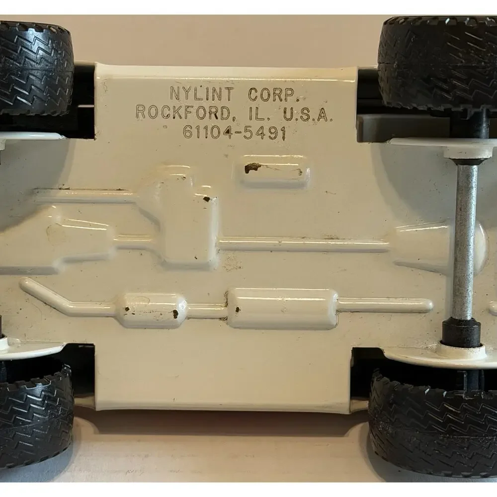 Vintage Nylint Bass Chaser Tournament Champion Bronco 2 Truck